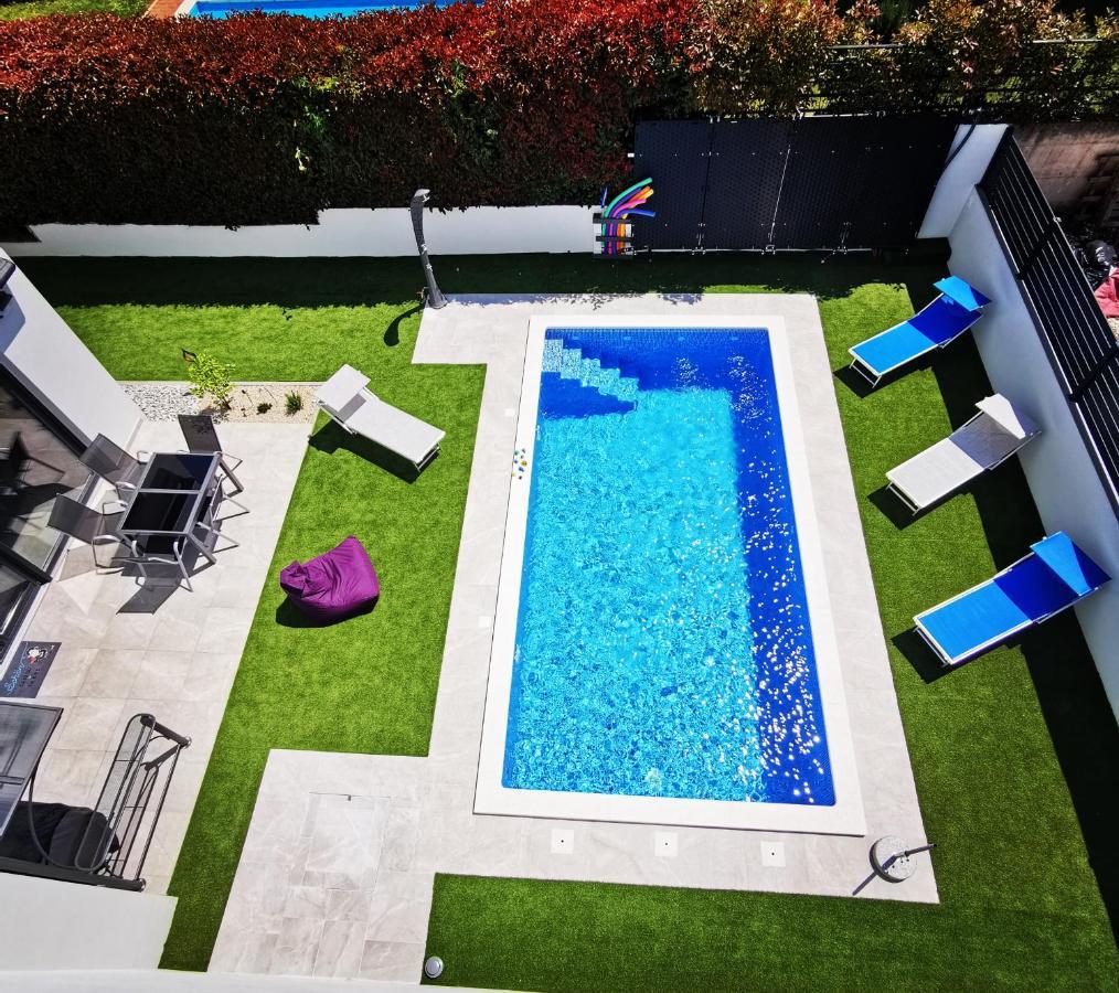 バニョレVolme Poolアパートメント エクステリア 写真